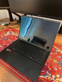 Asus Vibobook s14 M5406WA - AMD RYZEN 9 370HX