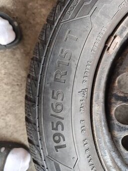 Zimné pneumatiky + disky plechové 195/65 R15