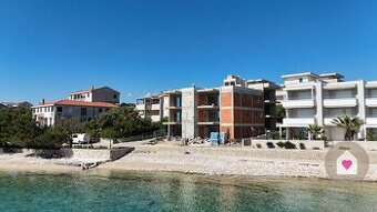 HR/PAG/MANDRE- Predaj luxusných apartmánov s terasami priamo