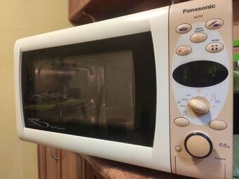 Mikrovlnná rúra s grilom Panasonic