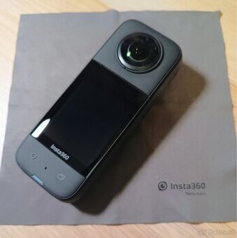Predám Insta360 X3 - bez škrabanca