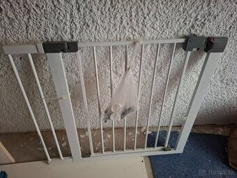 Zábrana do dverí/ohradka