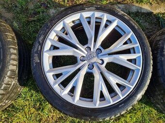 AUDI DISKY R20 ET26 z AUDI A7 Competition