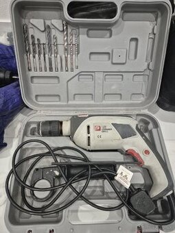 Predám priklepovú vŕtačku 710w