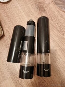 Darujem elektrický mlynček na soľ a korenie