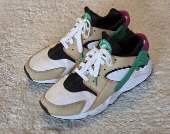 Nike Air Huarache // Veľkosť: 44