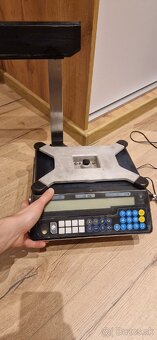 digitálna Stolová váha - váhy s 2x displejom