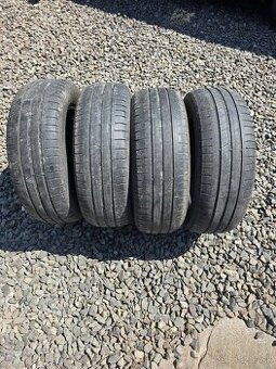 Predam letne pneu Good year 195/65 R15