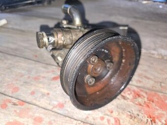 Servočerpadlo VW Bora 1J0422154B