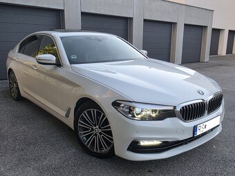 BMW 520d 1.Majiteľ A/T Harman/KARDON KAMERA FULL LED 190PS