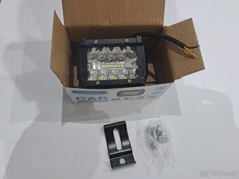 LED Pracovné svetlo 60W Diaľkove + držiaky