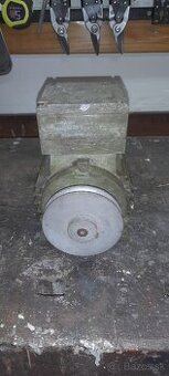 Predám elektromotor.