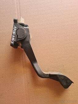 Plynový pedál Peugeot 9646702180