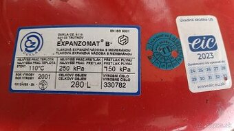 Predám expanznú nádobu s membránou 280l