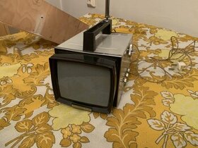 Sovietsky mini televizor Elektronika VL100 - 1