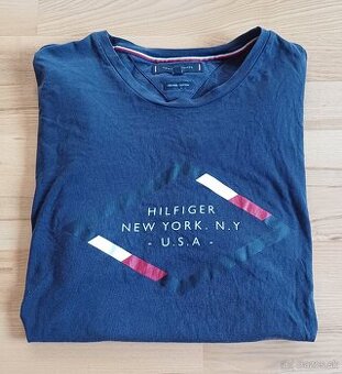 Tommy Hilfiger tmavomodré