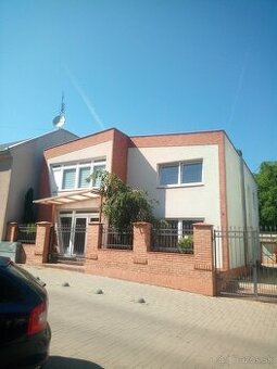 Prenájom nebytového priestoru v centre Lučenca