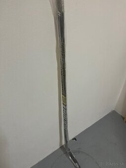 Hokejka Bauer Supreme 2S PRO nová