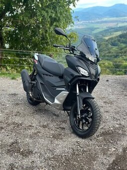 Aprilia SR GT125