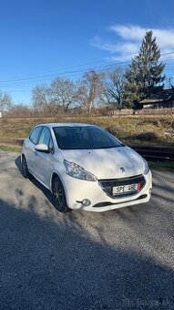 Peugeot 208 2013 1.0