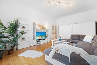 3–IZB. RD. V HISTORICKOM CENTRE SVÄTÉHO JURA - 1