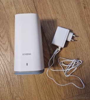 Predam Wifi extender STRONG MESH2100ADD-ON