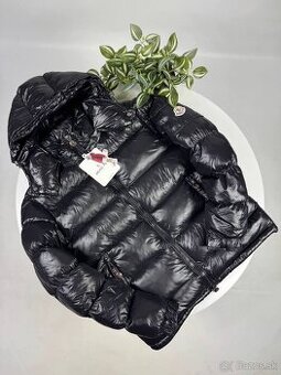 Bunda Moncler