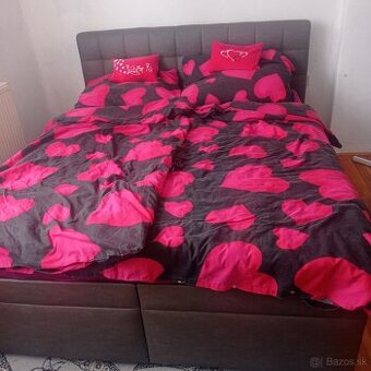 Predám manželskú posteľ 160x200