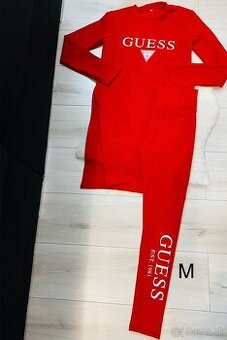 Cervena predlzena suprava guess