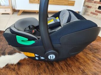 PETITE&MARS Autosedačka Core Pro i-Size Black Grey 40,87cm (