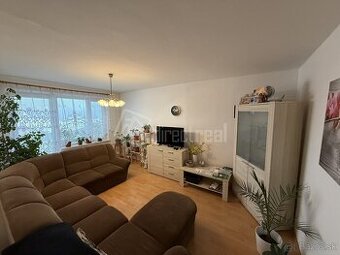 Exkluzívne Vám ponúkame na predaj veľký  2-izbový b…