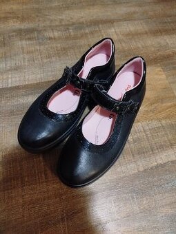 Predám  topánky 38, 39