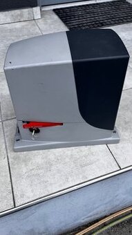 Predam pohon posuvnej brany Nice RB500HS