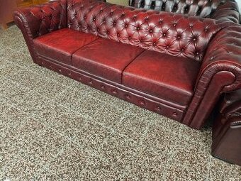 CHESTERFIELD ŠTÝL,BORDOVOČERVENÁ KOŽENÁ SEDAČKA
