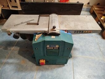 Hoblovacka GADH 204 zrovnavacka