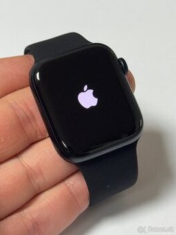 Apple Watch SE 3 44mm Cellular neaktivovane, nepoužité