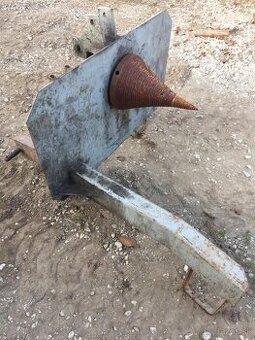 Kužeľova štiepačka dreva