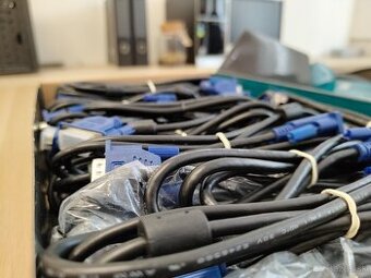 Nový VGA kábel (viac kusov)