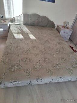 Postel 160x200cm s uloznym priestorom