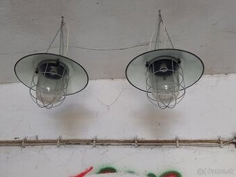 Priemyselná lampa