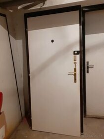 V chodove dver.interierove 80cm sirka.
