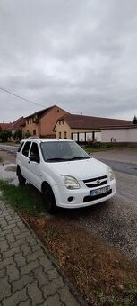 Suzuki Ignis 1.3i (68 kW), benzín