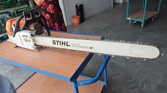 pila Stihl MS 880