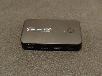 Sharing switch na zdielanie zariadeni medzi dvomi PC