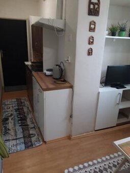Byt-Garsonka-Prenájom