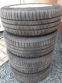 Elektróny r16 na letných gumách 205x55x16