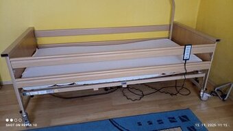 Polohovacia postel pre imobilnych ľudí