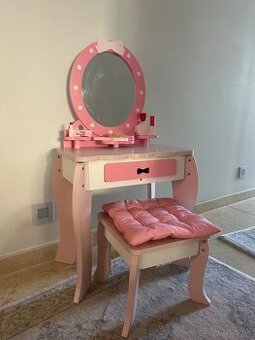 Detsky toaletný stolik