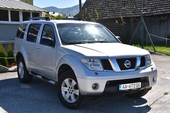 Nissan Pathfinder 2.5 dCi terénne