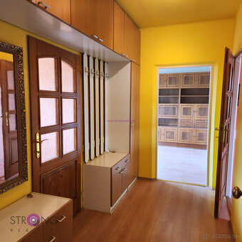 2,5 izb.byt bez balkóna v blízk.vlak.stanice a v centre mest